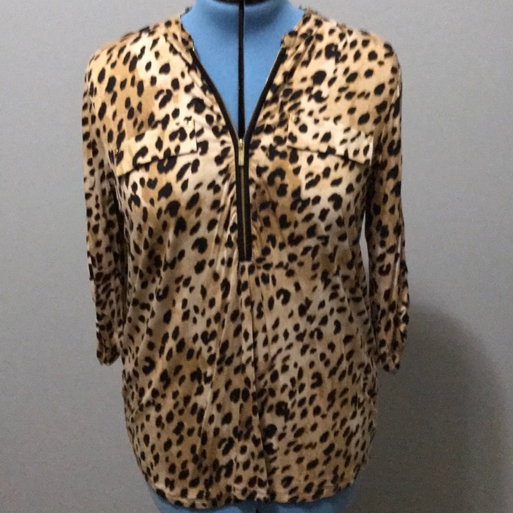 Bran new Calvin Klein animal print top.